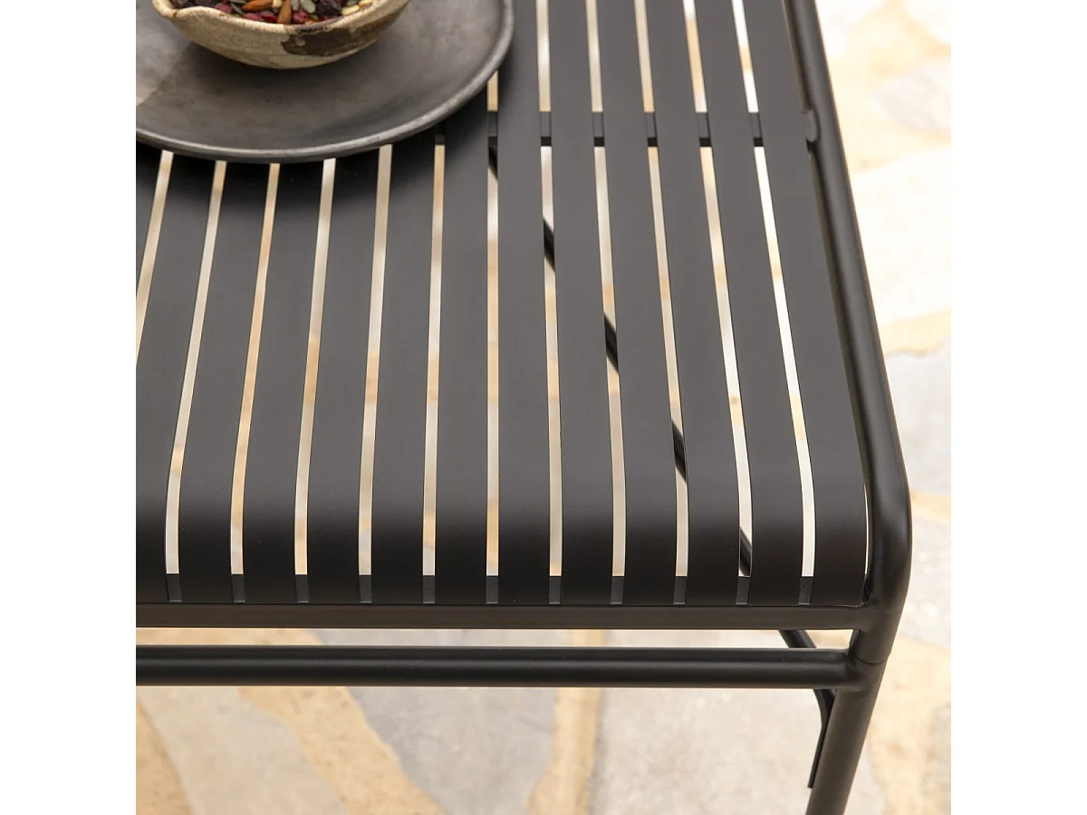 Rechteckiger Gartentisch Gaby Black aus Metall, 172