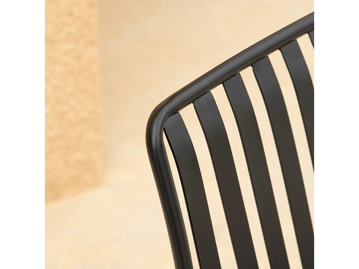 Gartensessel aus lackiertem Metall Gaby black