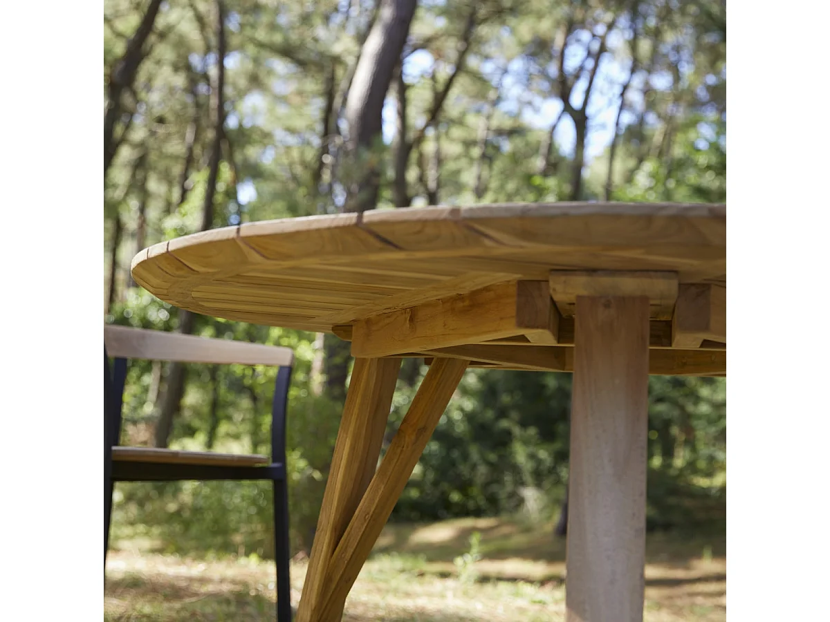 Gartentisch Katrine aus recyceltem Teakholz 120