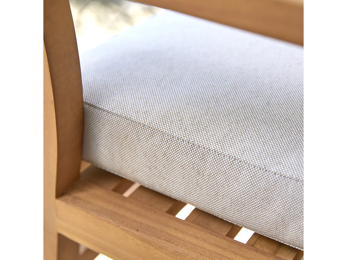 Outdoor Schaukelstuhl Leni aus massivem Teakholz