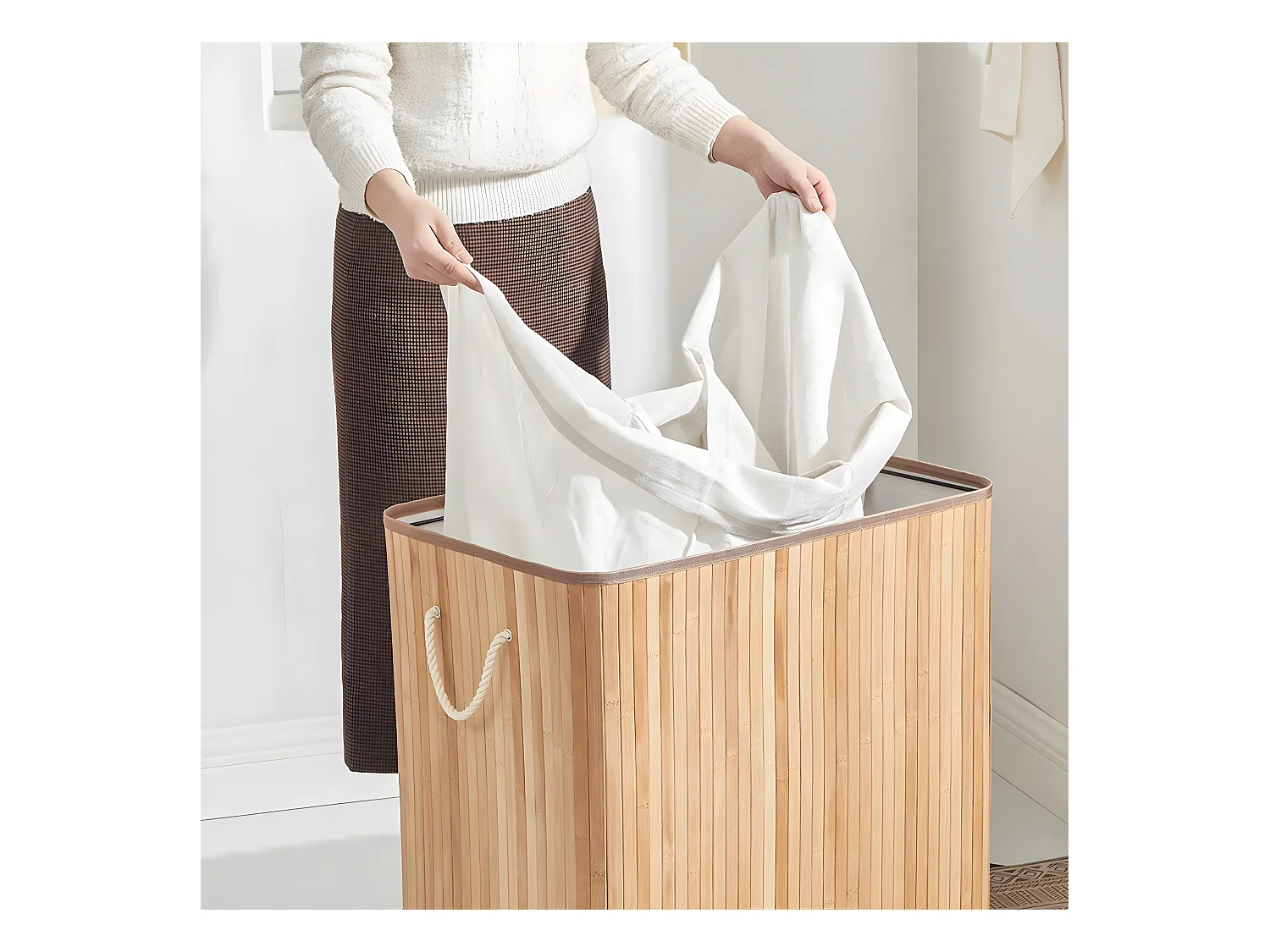 Cesto per biancheria in bambù con 3 scomparti, coperchio e maniglie, 150L - L60 x H61,5 cm