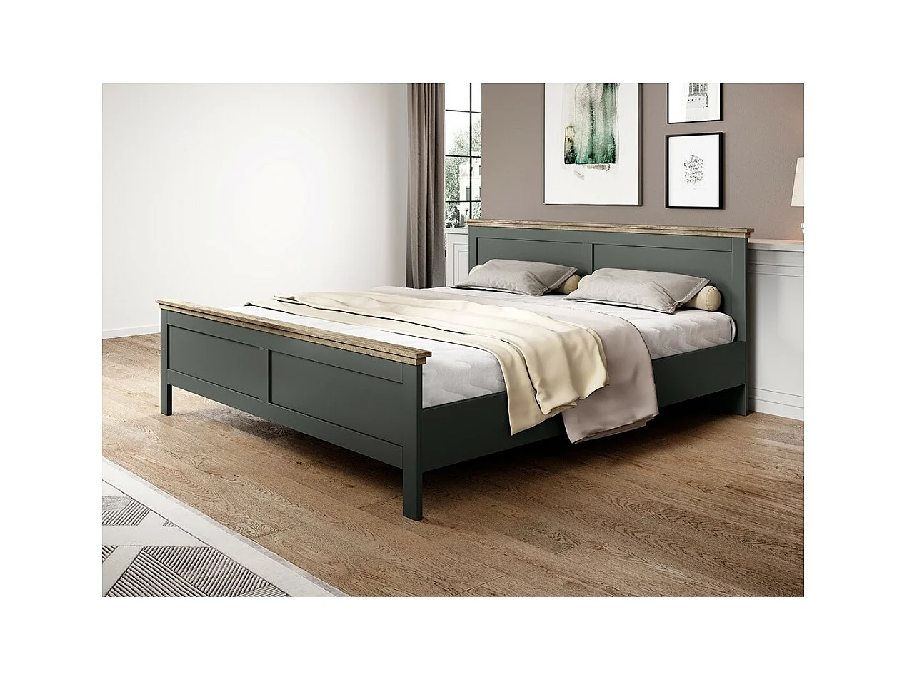 Lit adulte 140x200 collection ASSIA. Coloris vert kaki et  finitions aspect chêne.