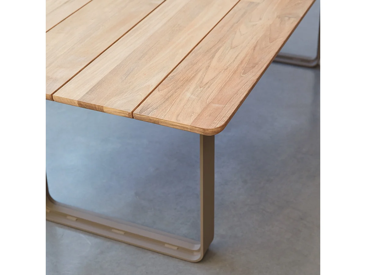 Set da giardino Harper in teak massello e alluminio da 6 posti