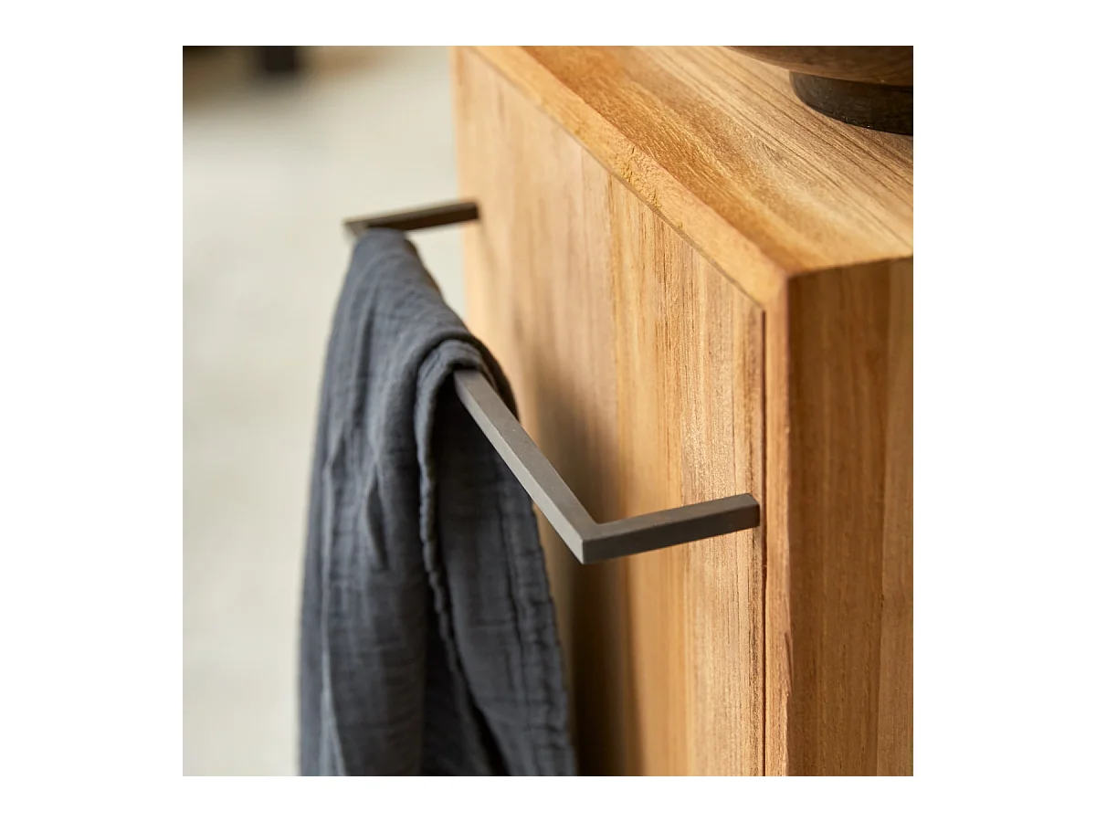 Waschtisch Bad Gästebad kleine Räume Teak Handtuchhalter Unterschrank massiv