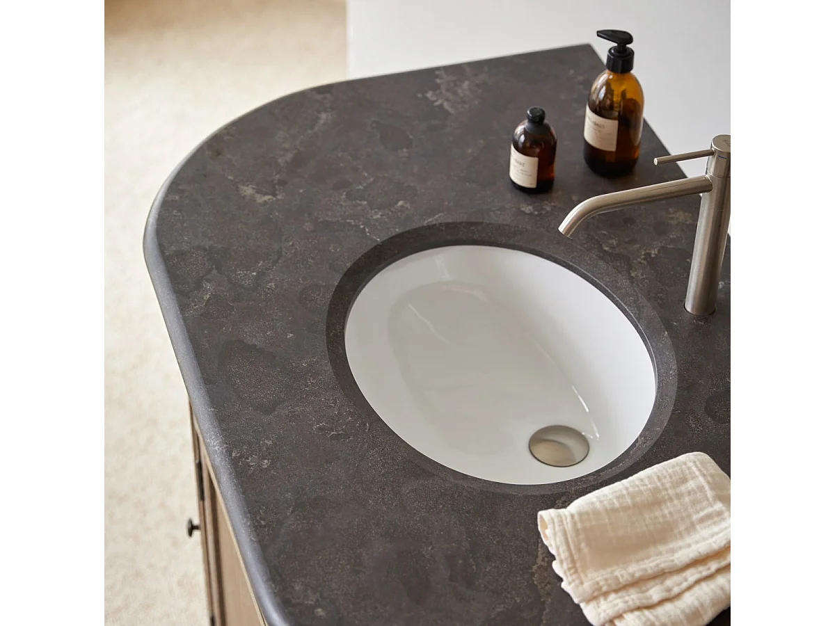 Mobile in legno di rovere Louise con lavabo singolo da 110 cm