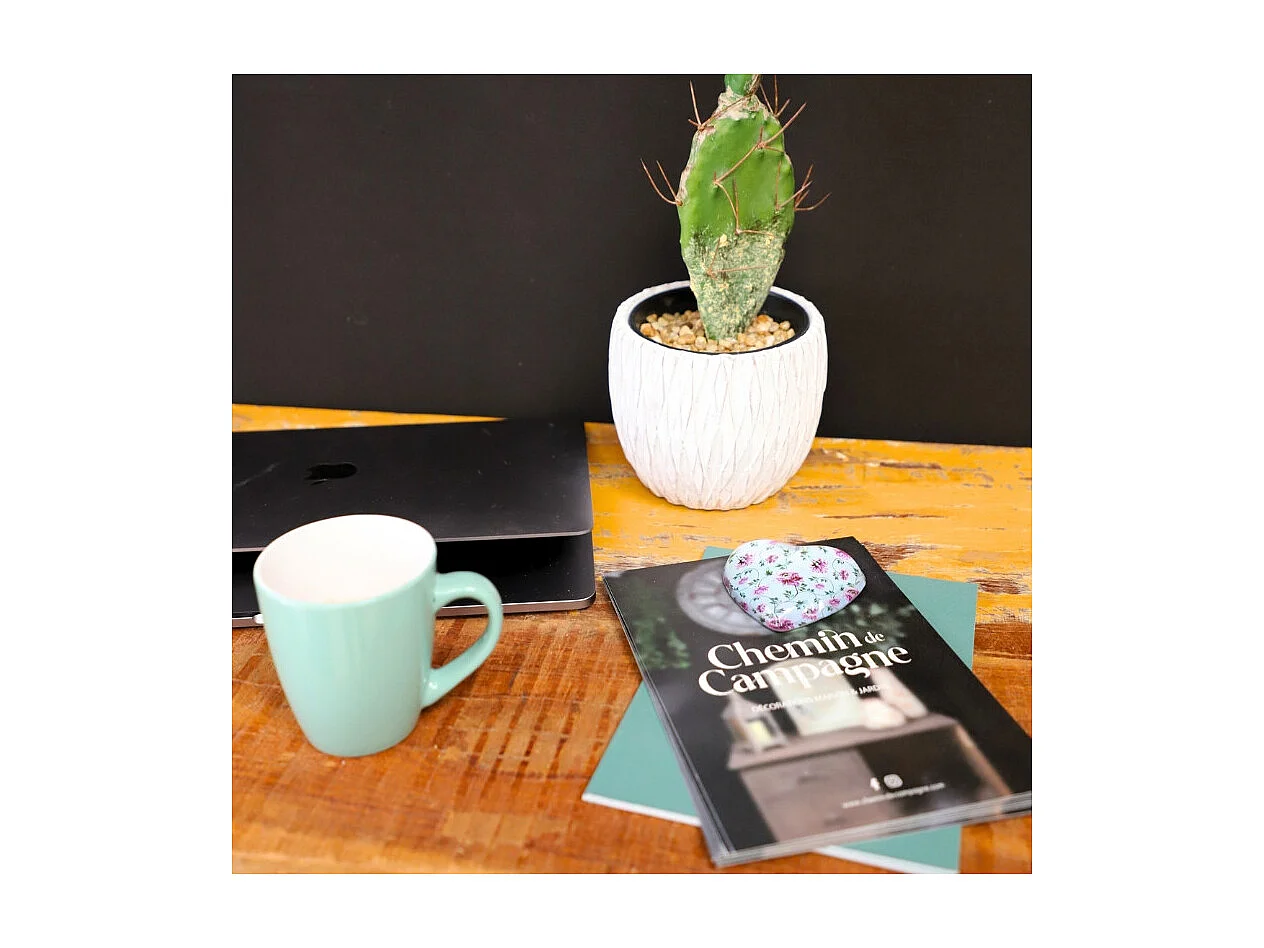 Presse papier sulfure coeur en verre multicolore 6.5 x 7.5 cm