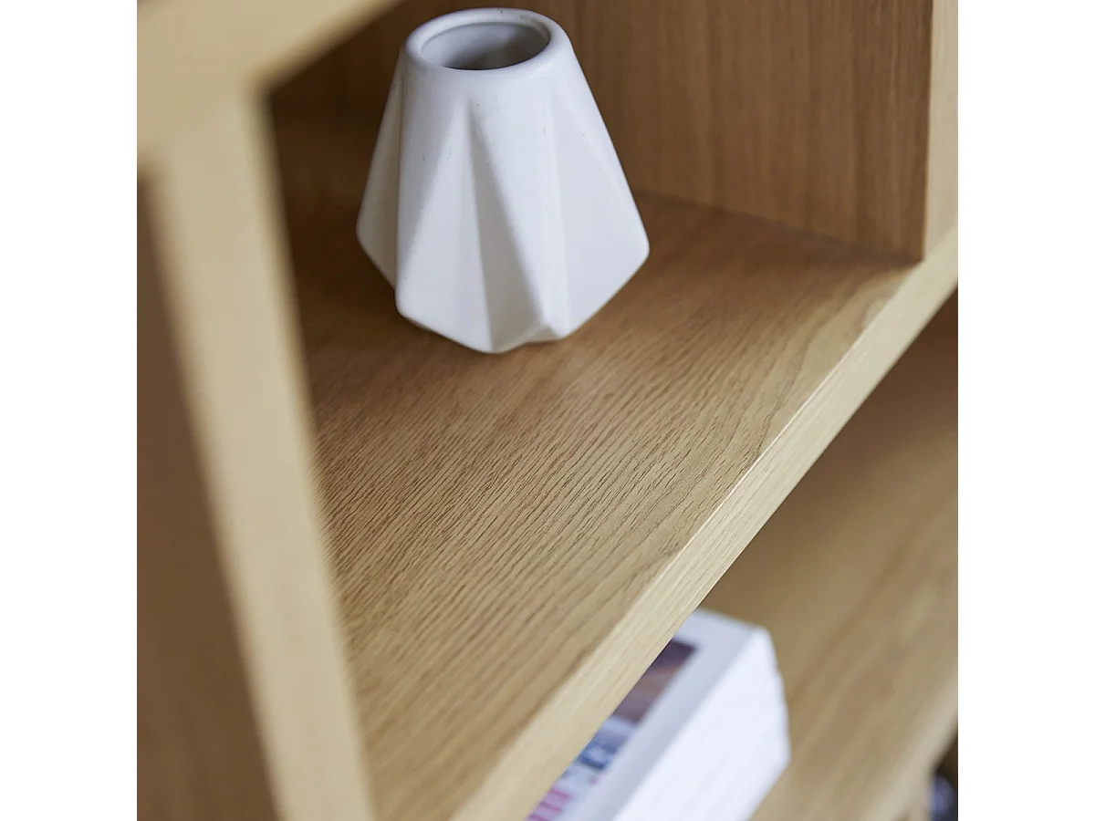 Eyota - Low bookcase in solid oak