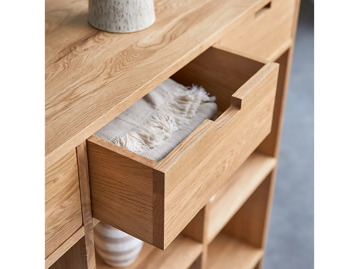 Miho - Low bookcase in solid oak
