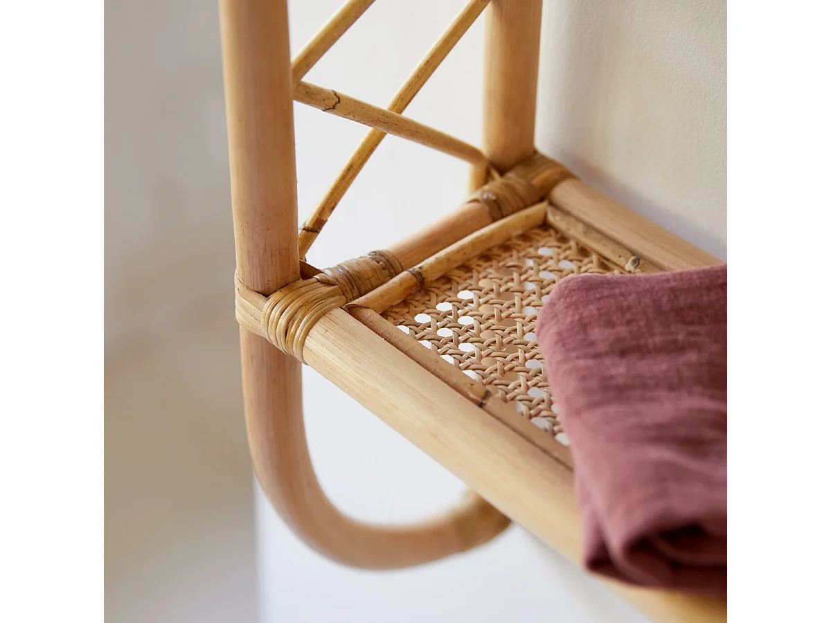 Kinder-Wandregal Marius aus Rattangeflecht