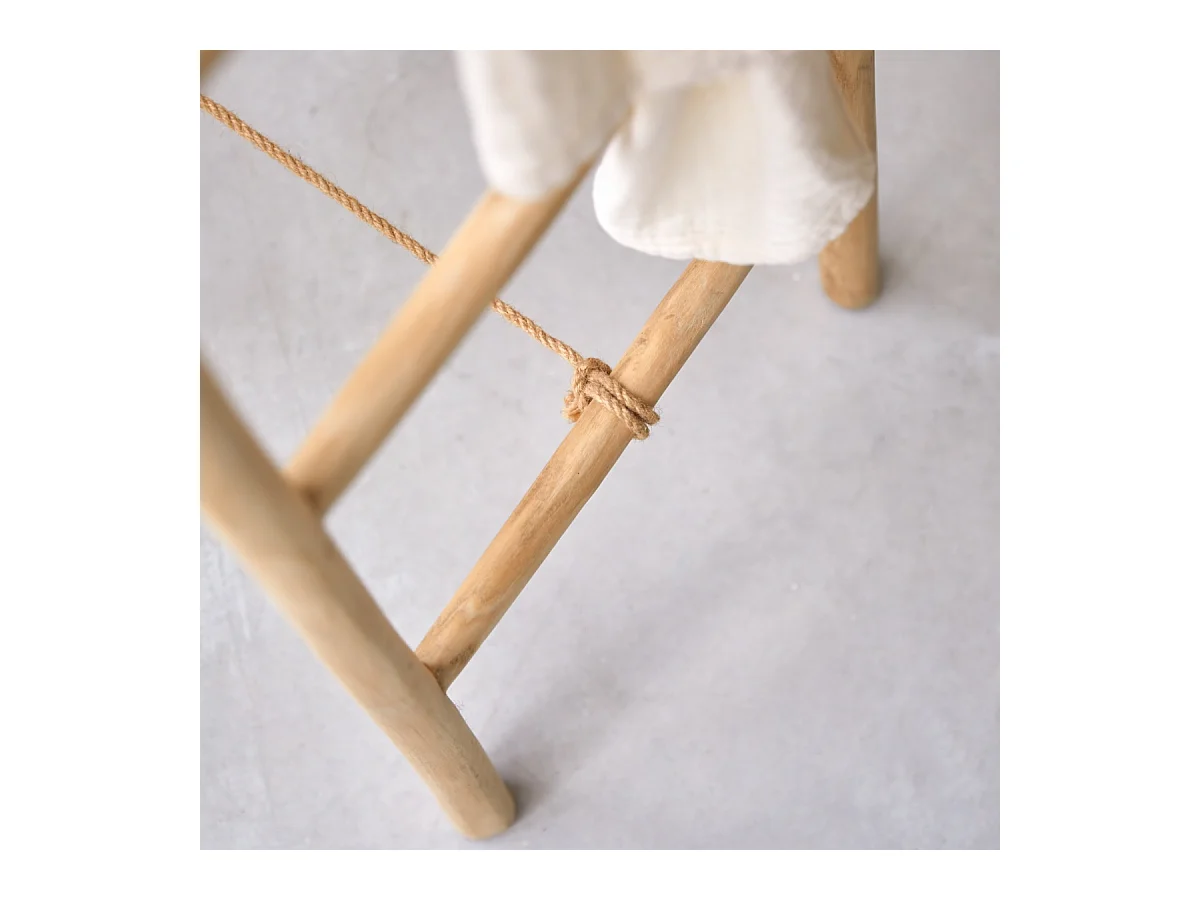 Leiter-Handtuchhalter aus Teakholz 100 Kilim