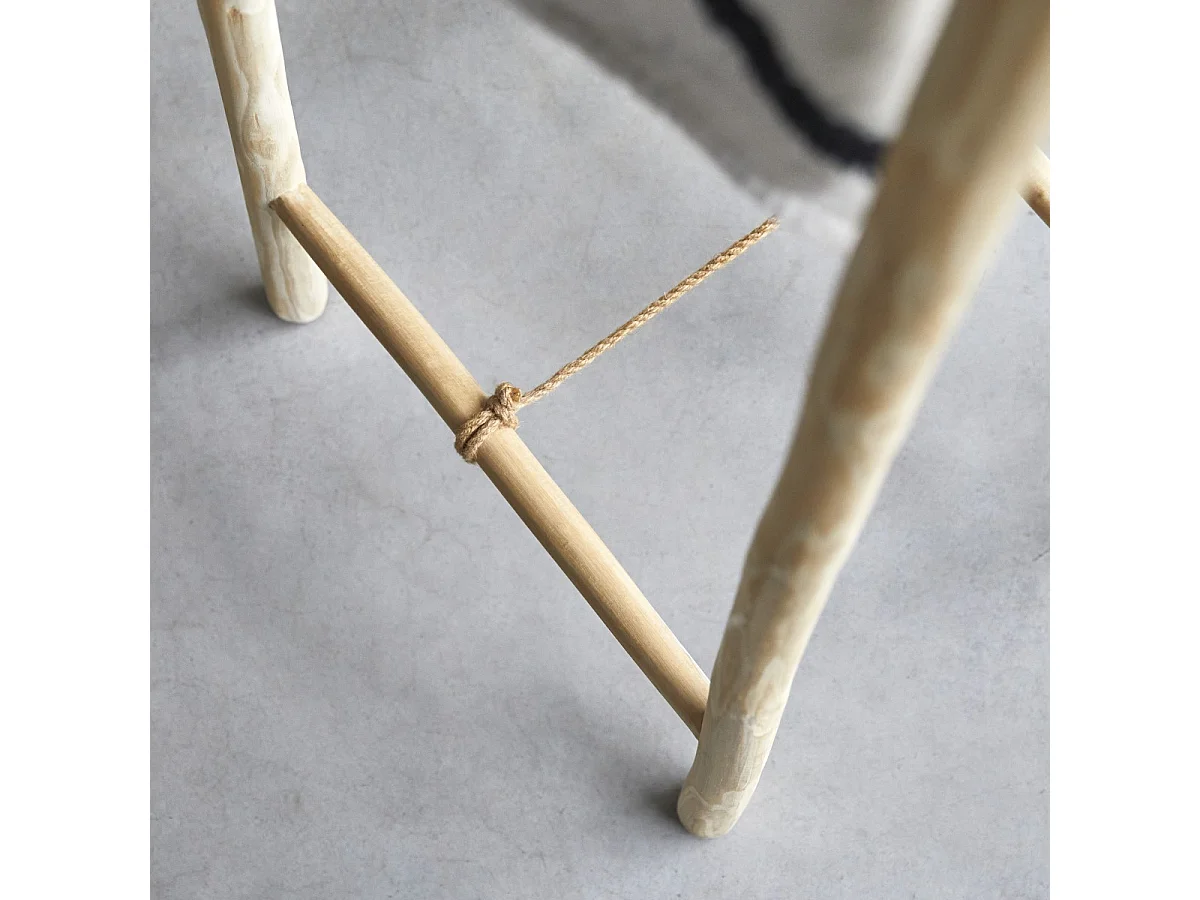 Appendiabiti in legno di teak 140 Kilim