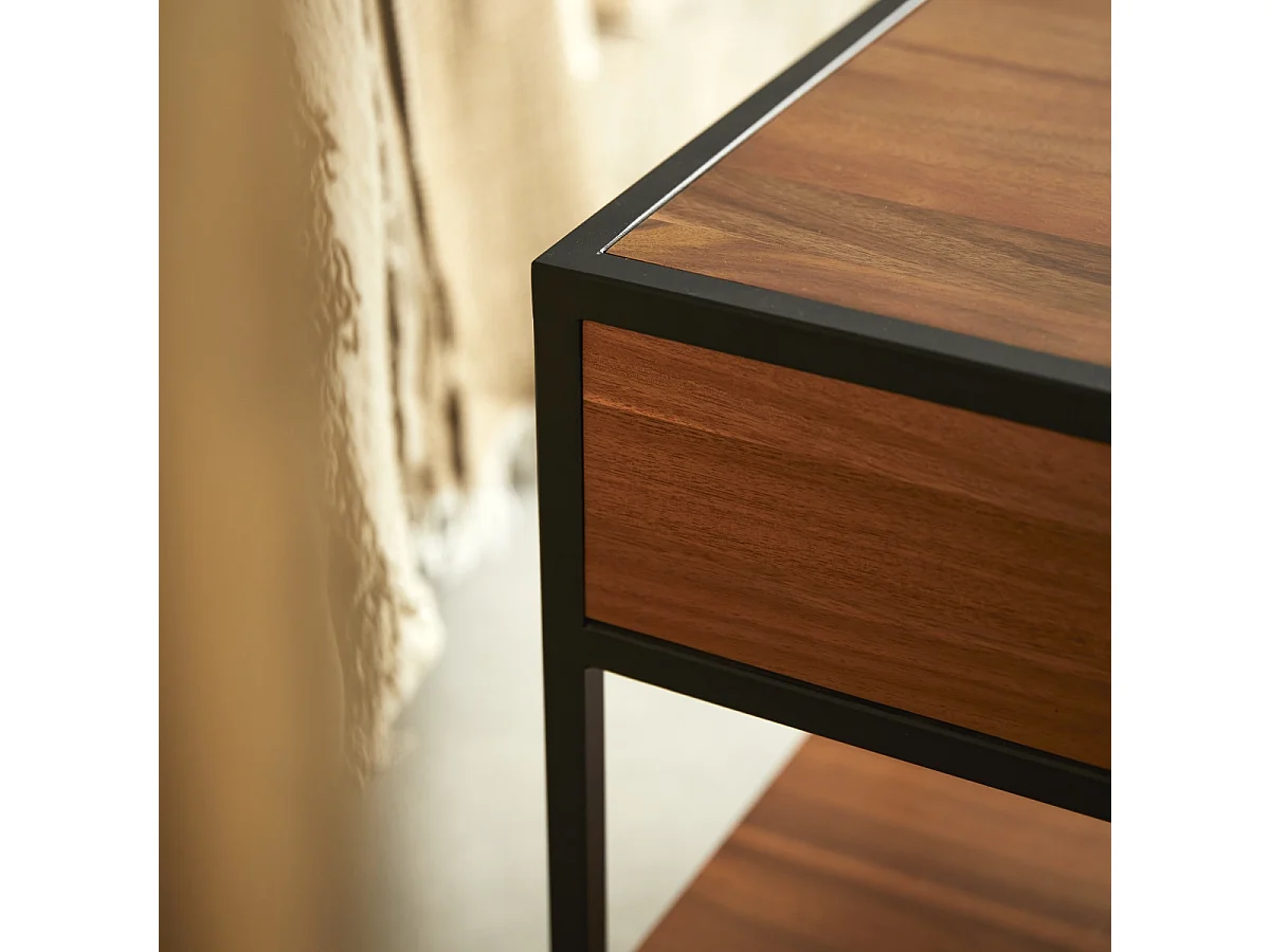 Nachttisch Agra aus Akazienholz und Metall