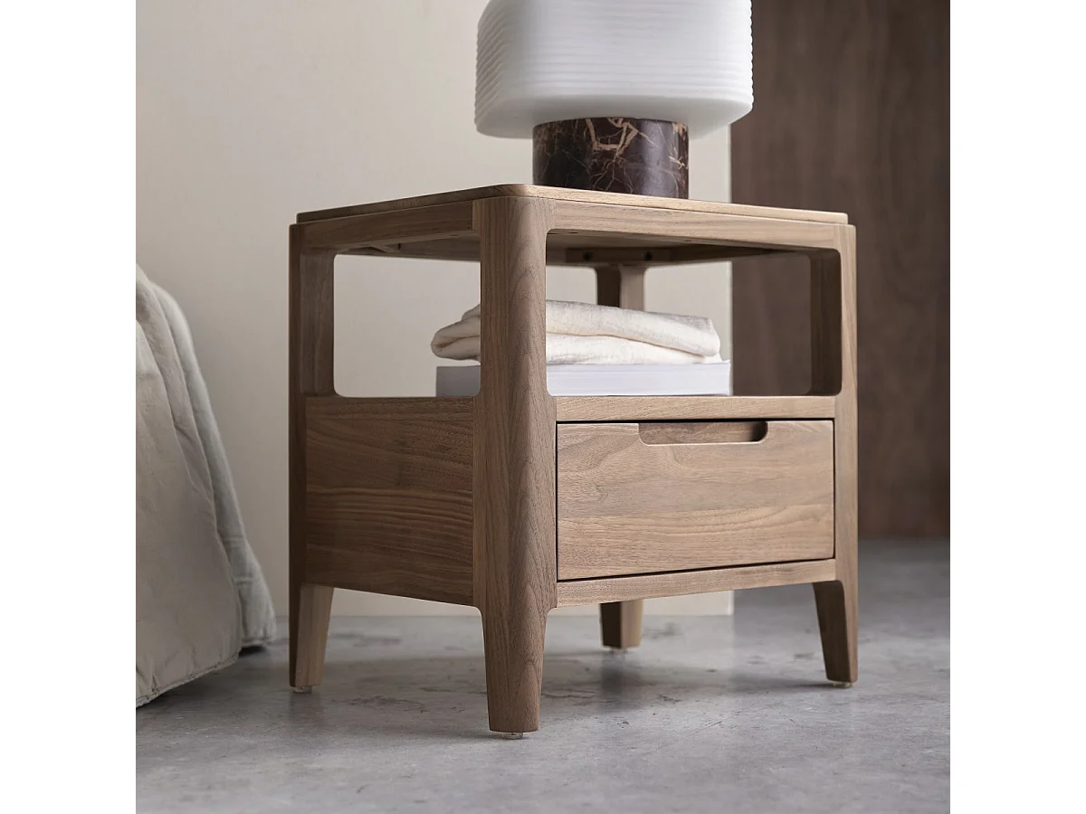 Arto - One-drawer solid walnut bedside cabinet