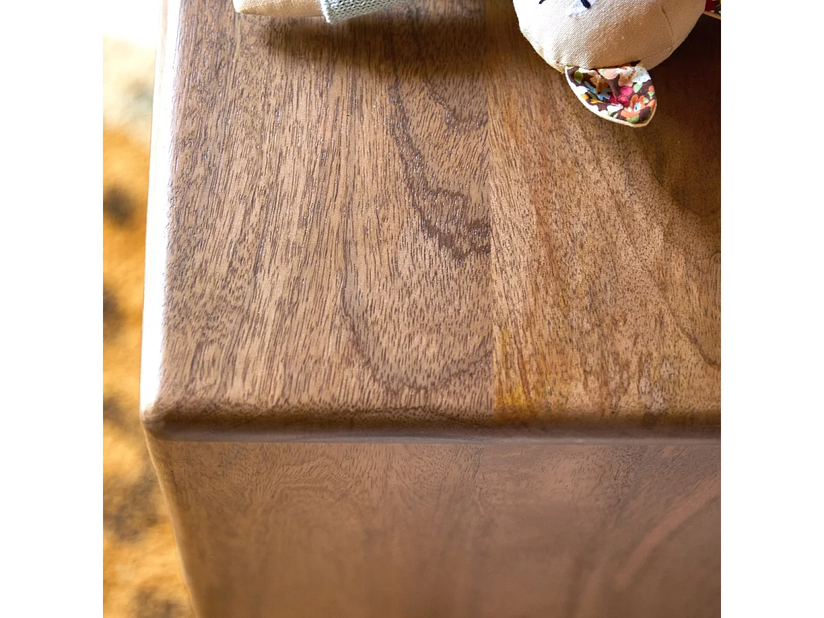 Chevet enfant en bois de manguier massif Gabrielle