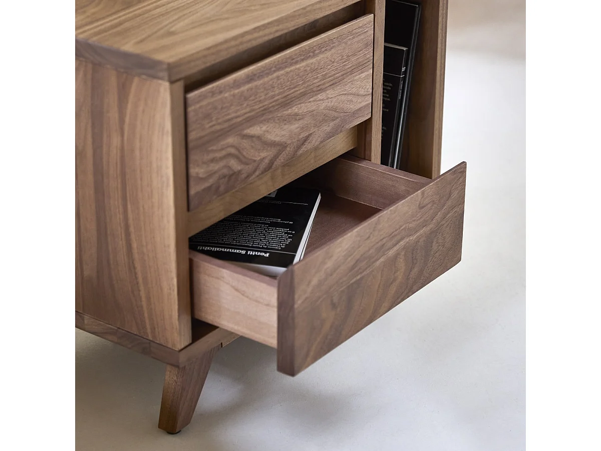 Nachttisch aus Nussbaumholz Esmée