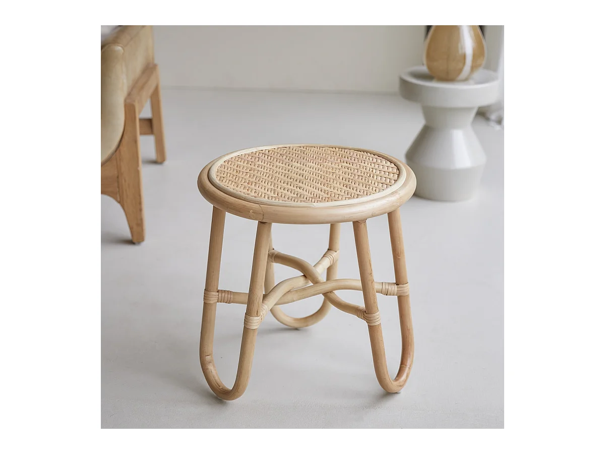 Nachttisch aus Rattanstäben „Lina”