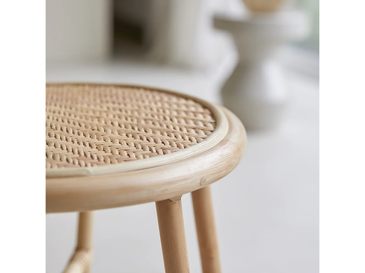 Nachttisch aus Rattanstäben „Lina”