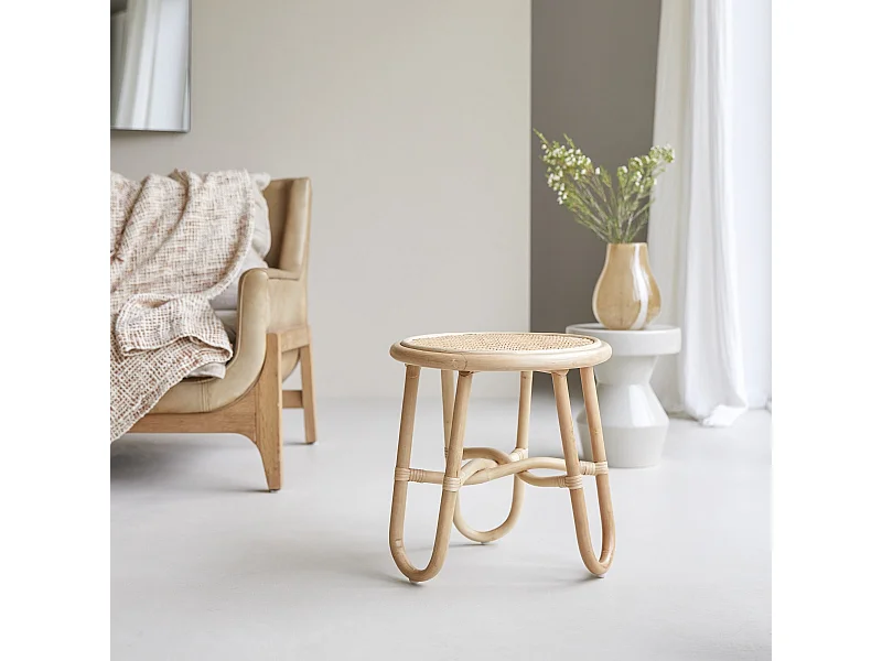 Nachttisch aus Rattanstäben „Lina”