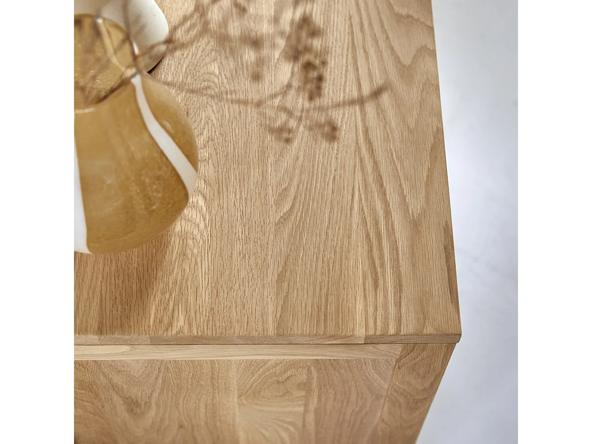 Comodino a 3 cassetti Eden in quercia massello 55 cm