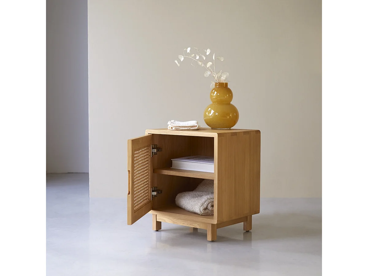 Comodino in legno di olmo e paglia di Vienna Luis