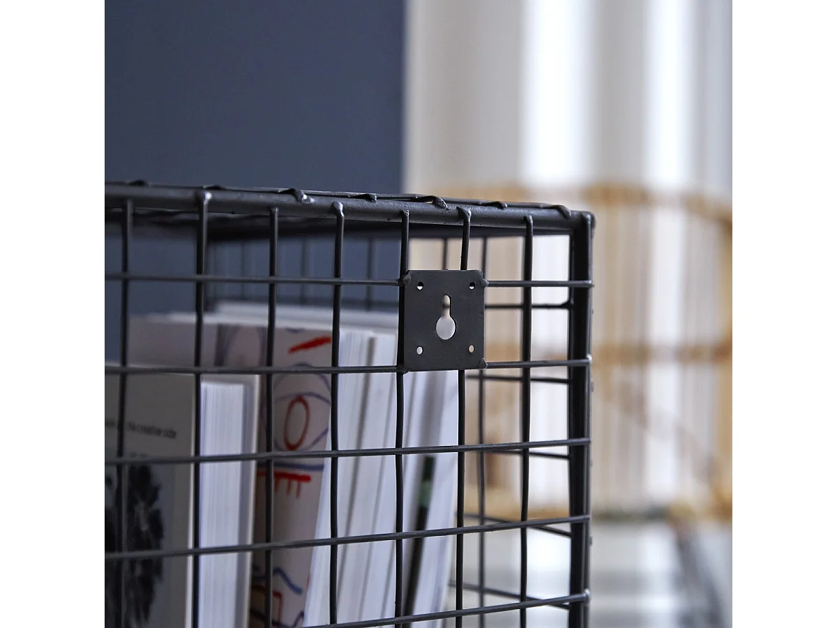 Staumöglichkeit aus Metall Sona