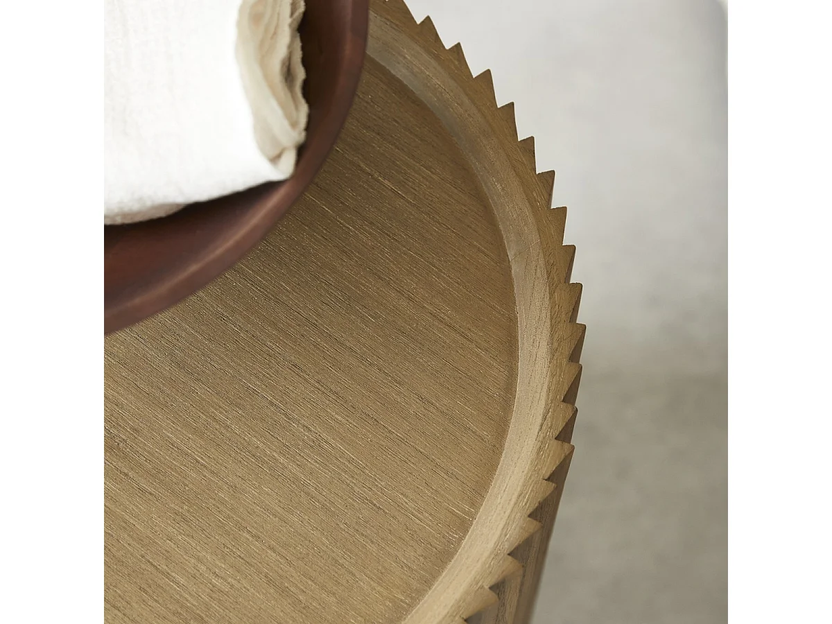 Comodino in legno di mindi Lou