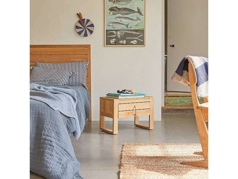 Comodino per bambini in legno di teak Minimalys