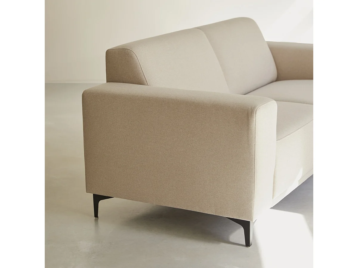 2,5-Sitzer-Sofa Lars mit ecrufarbenem Stoffbezug