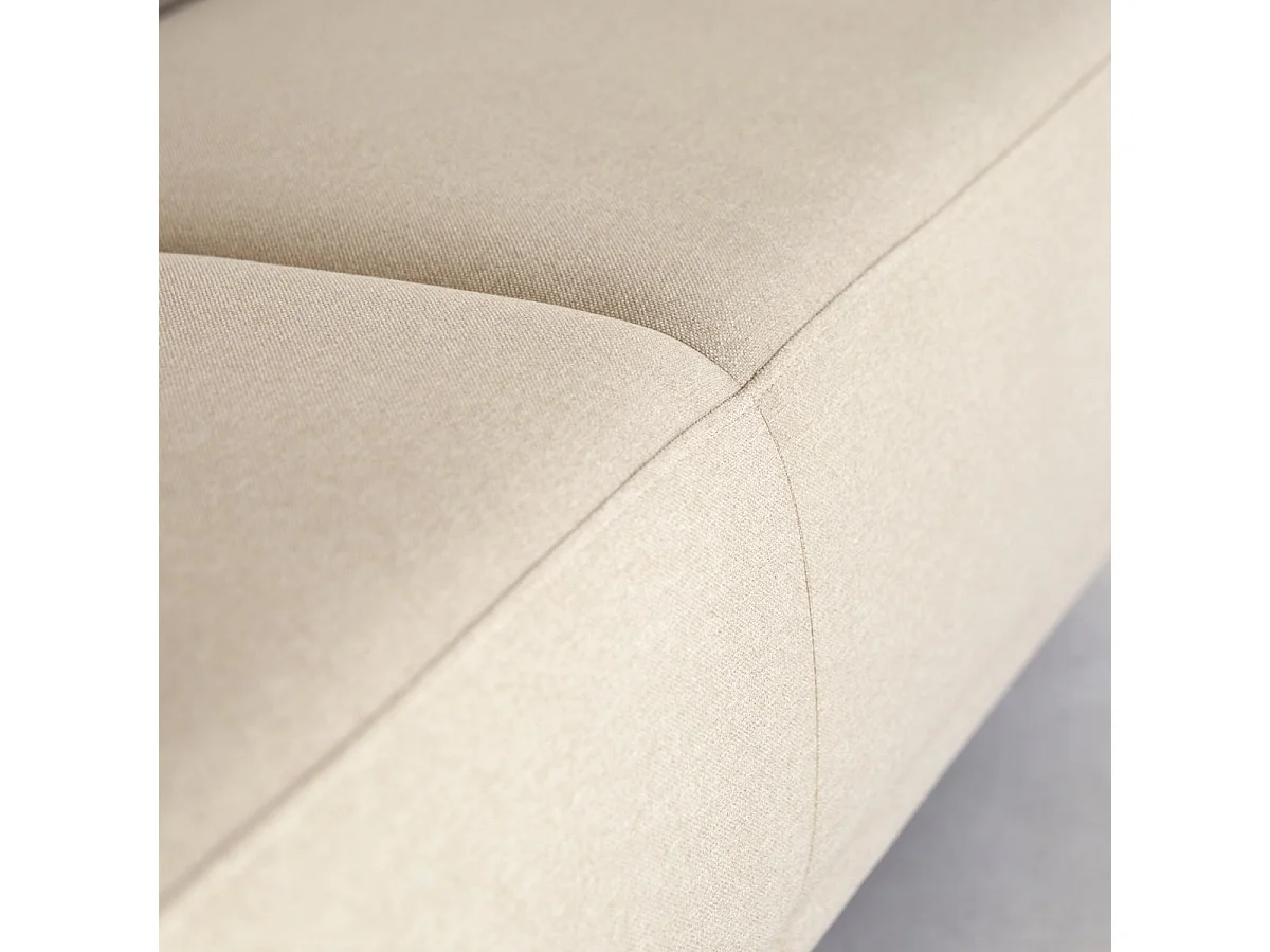 2,5-Sitzer-Sofa Lars mit ecrufarbenem Stoffbezug