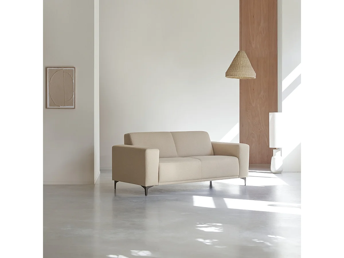 2,5-Sitzer-Sofa Lars mit ecrufarbenem Stoffbezug