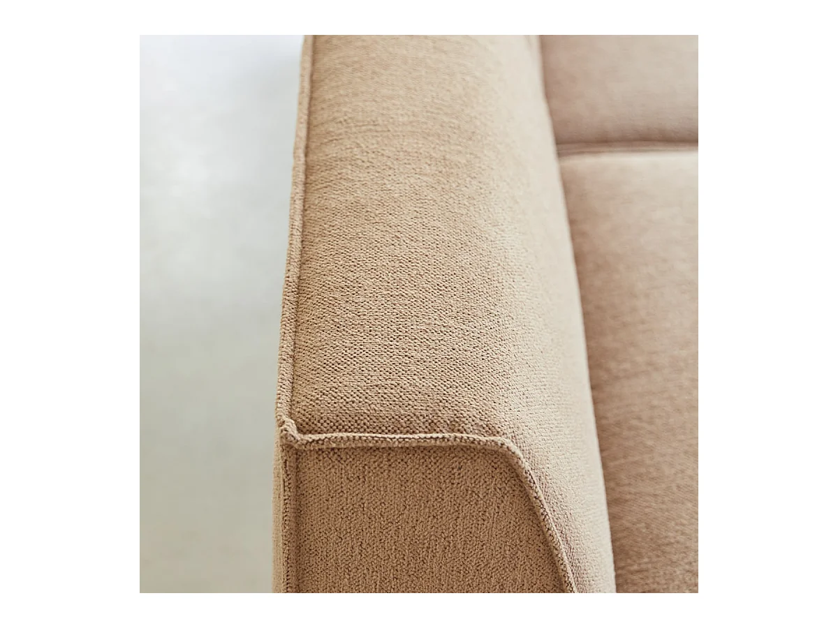 Modulares 2- oder 3-Sitzer-Sofa Dario aus camelfarbenem Stoff