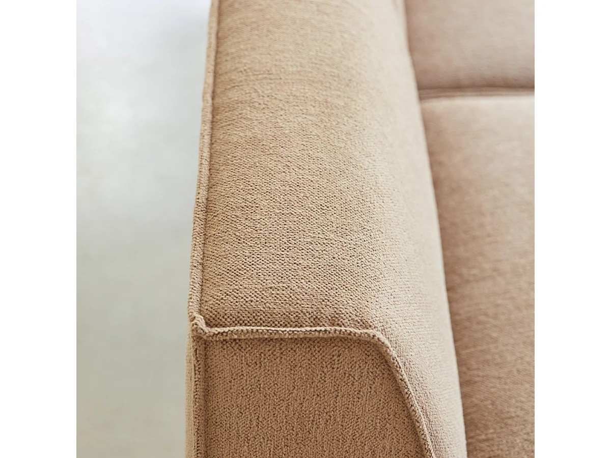 Divano modulabile Dario a 2-3 posti in tessuto cammello