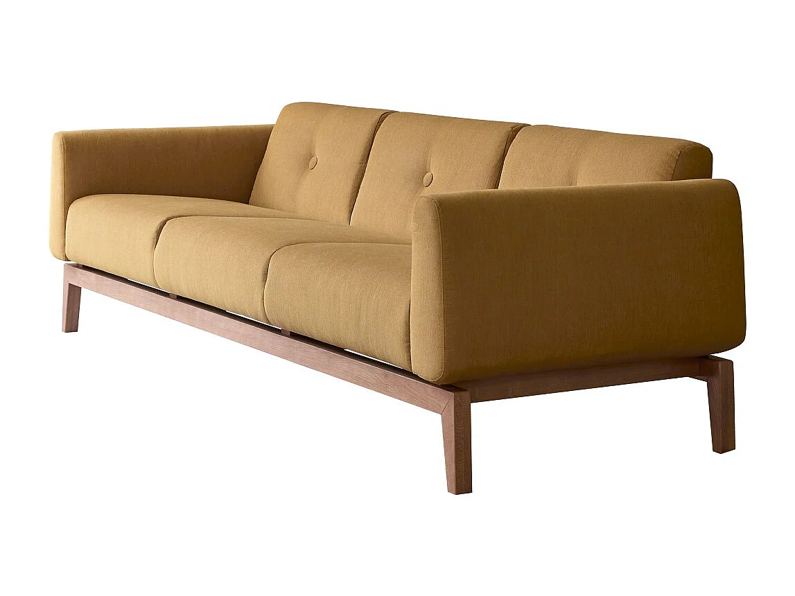 3-Sitzer-Sofa Bjorn mit massivem Eichenholzgestell und senffarbenem Stoffbezug ,3-Sitzer