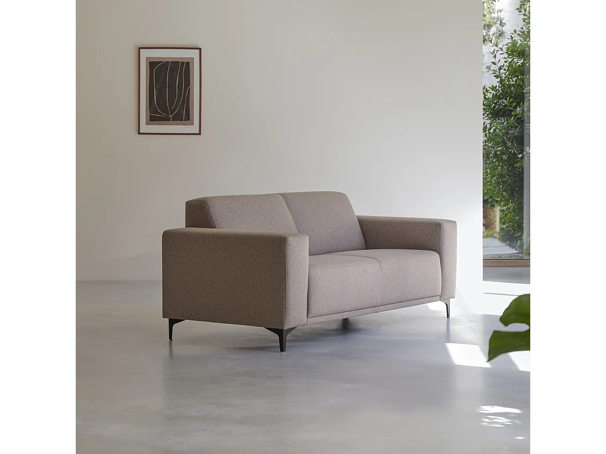 2,5-Sitzer-Sofa Lars mit taupegrauem Stoffbezug