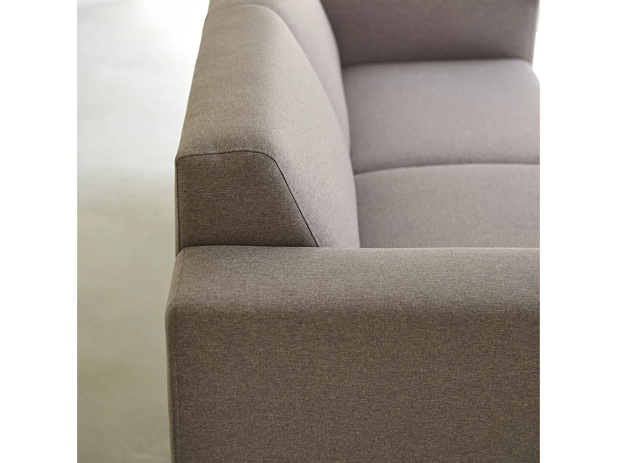 2,5-Sitzer-Sofa Lars mit taupegrauem Stoffbezug