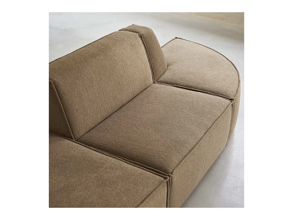 Modulares 2-Sitzer-Sofa Dario aus camelfarbenem Stoff