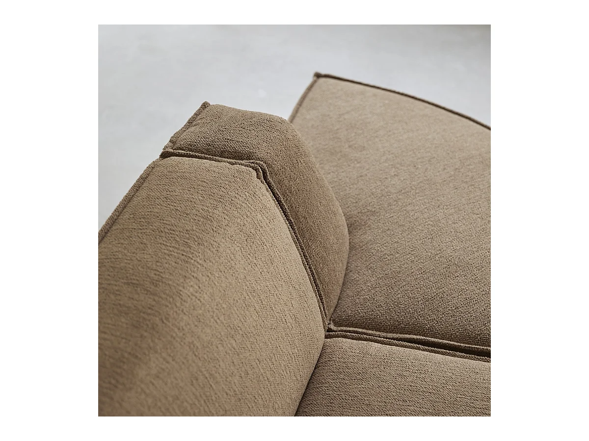 Modulares 2-Sitzer-Sofa Dario aus camelfarbenem Stoff