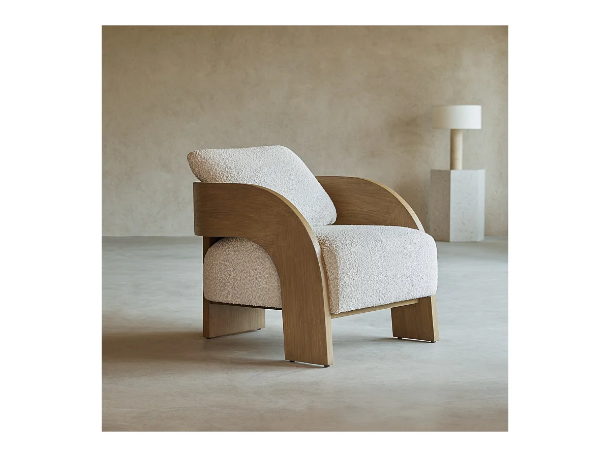 Sessel Boti aus massivem Mindiholz und ecrufarbenem Stoff ,1-Sitz