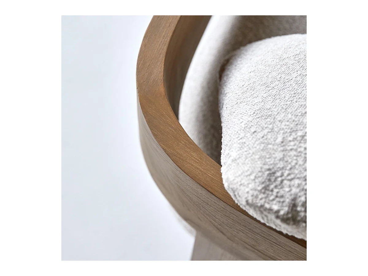 Sessel Boti aus massivem Mindiholz und ecrufarbenem Stoff ,1-Sitz