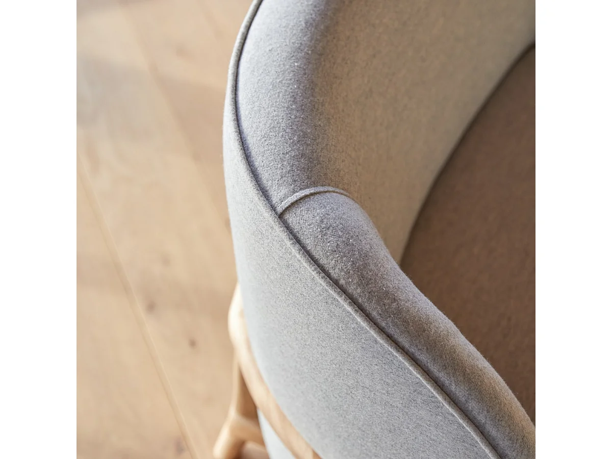 Fauteuil Hoya en chêne massif et tissu gris, 1 place