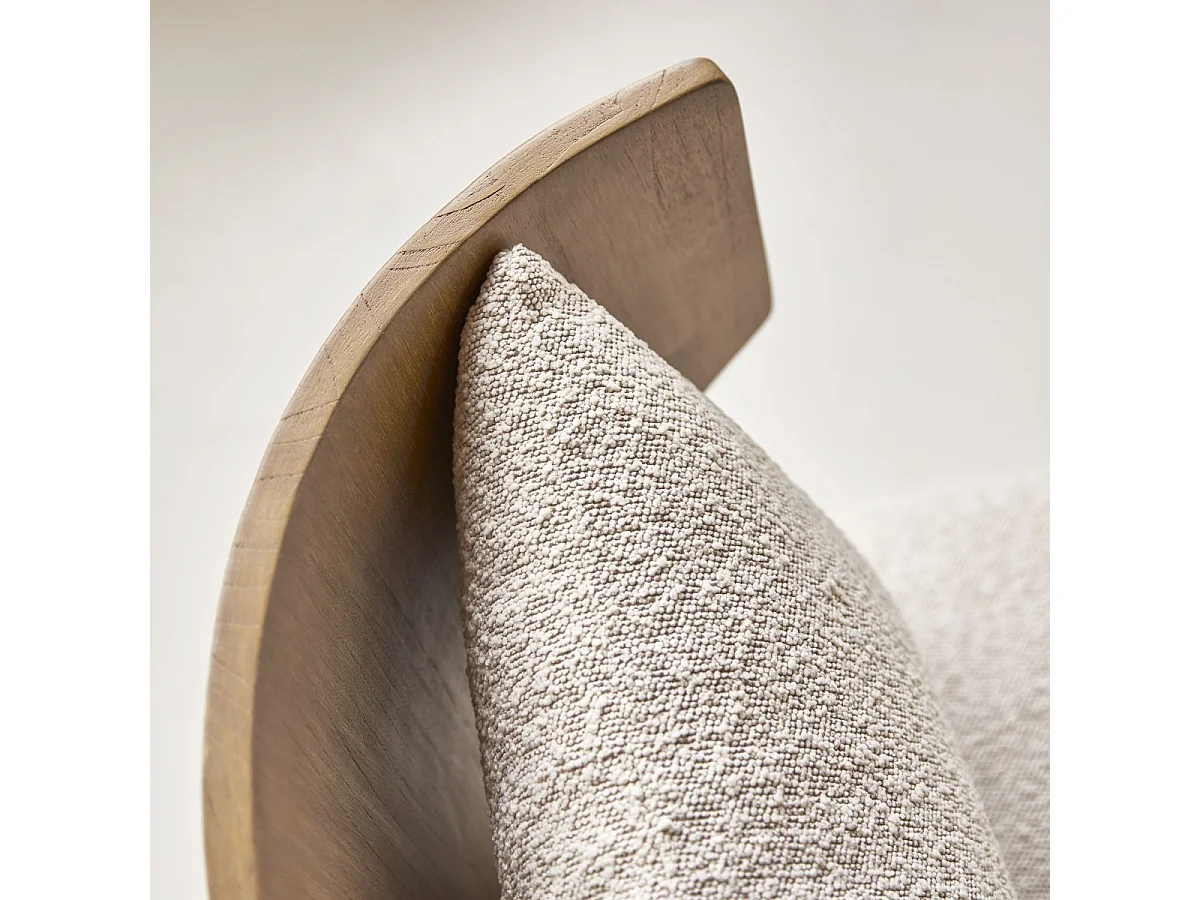 Poltrona in legno massello di mindi con tessuto bouclé écru June, 1 posto