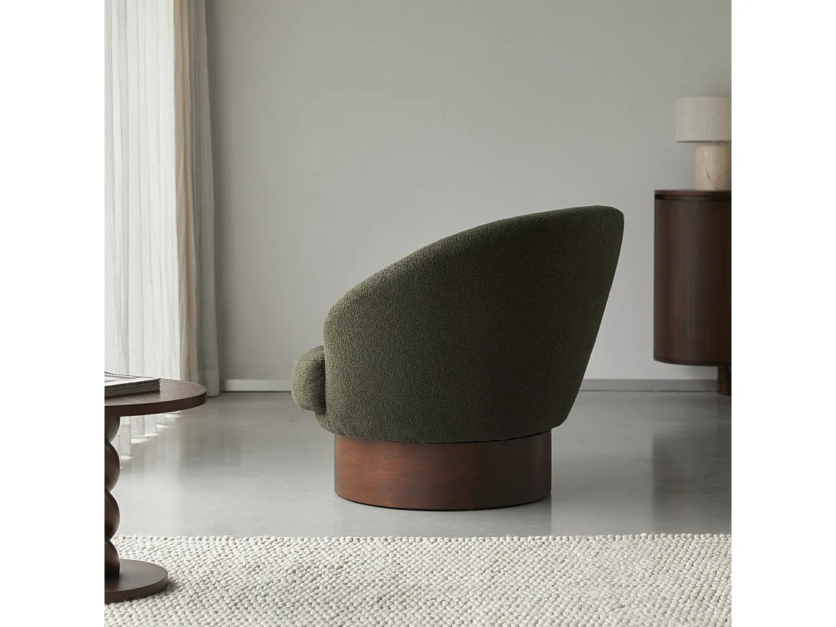 Fauteuil en bois de mindi massif et tissu bouclé vert Ines, 1 place