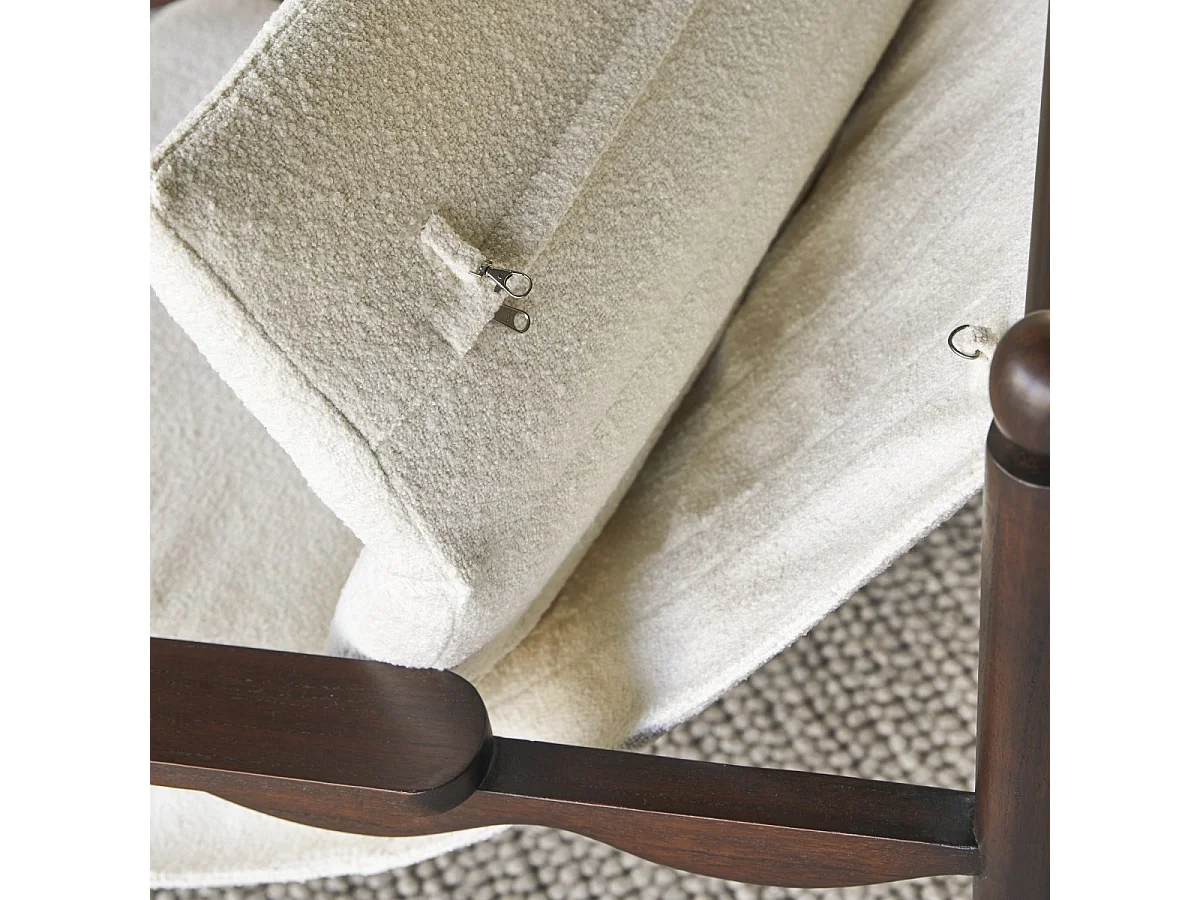 Sessel Alix aus massivem Mindiholz mit naturfarbenem Stoffbezug, 1-Sitzer