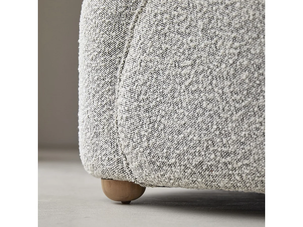 Poltrona Soren in acacia e tessuto grigio