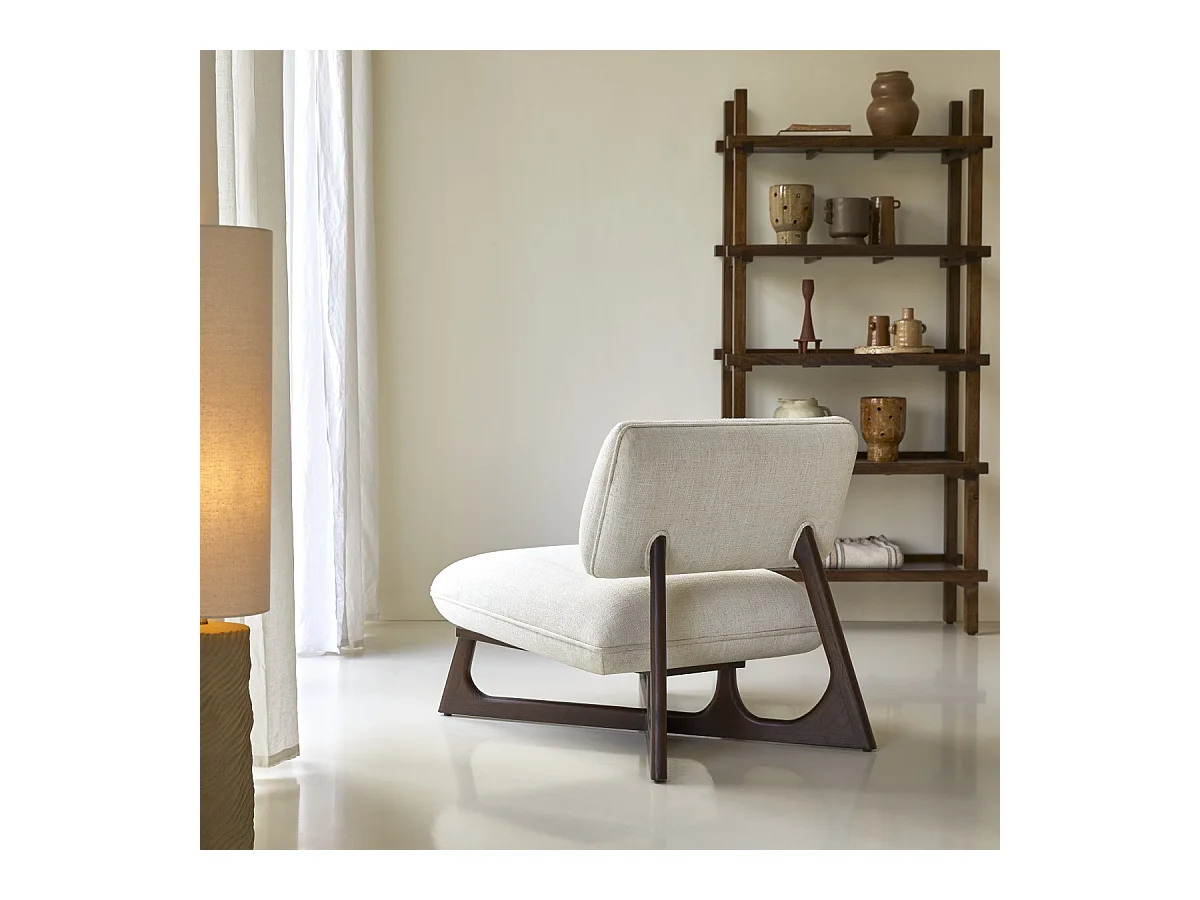 Niedriger Sessel Brune aus massivem Mindiholz und ecrufarbenem Stoff ,1-Sitz