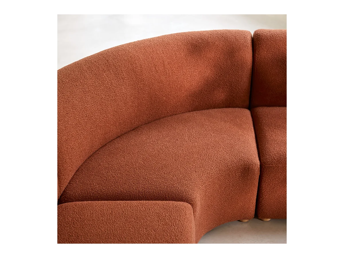 Swann – Modularer Ecksessel aus massivem Akazienholz mit terrakottafarbenem Stoffbezug