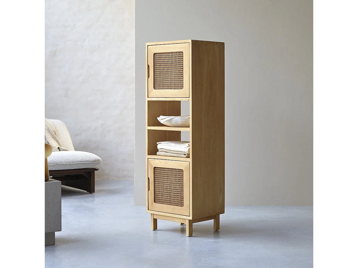 Hochschrank aus massivem Ulmenholz und Rattangeflecht Luis