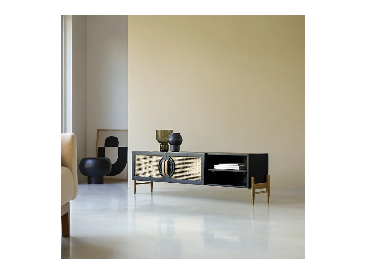 TV-Möbel aus massivem Mangoholz schwarz und Rattan Sina 145 cm