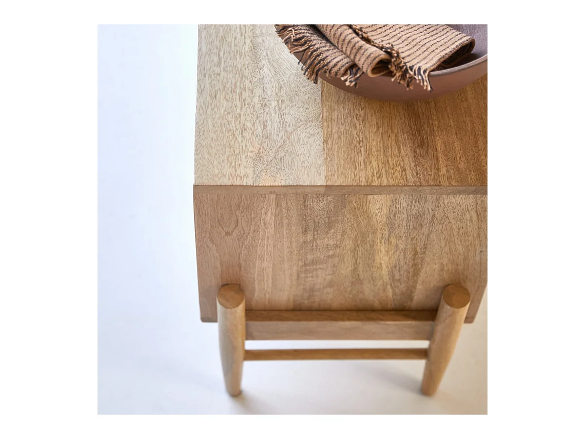 TV-Möbel Sina aus massivem Mangoholz und Rattan