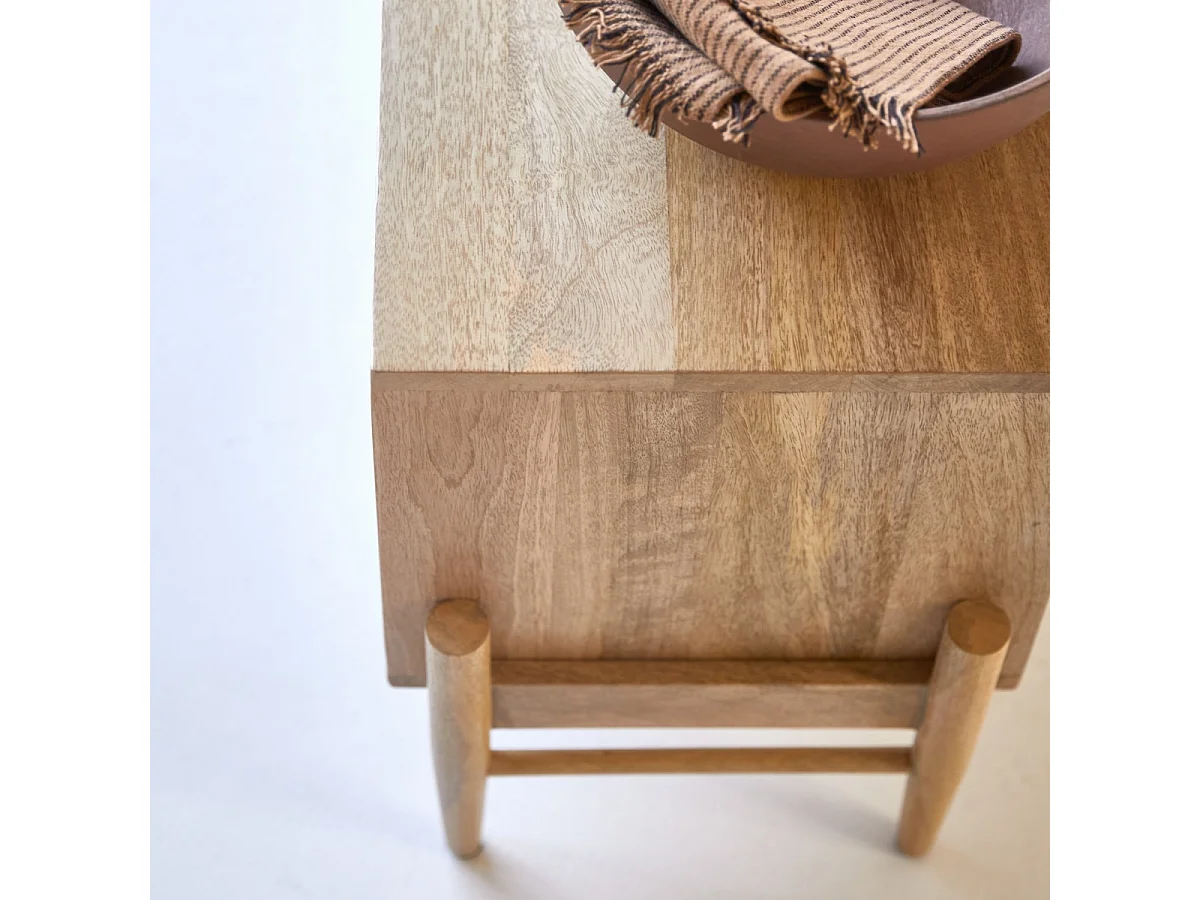 TV-Möbel Sina aus massivem Mangoholz und Rattan